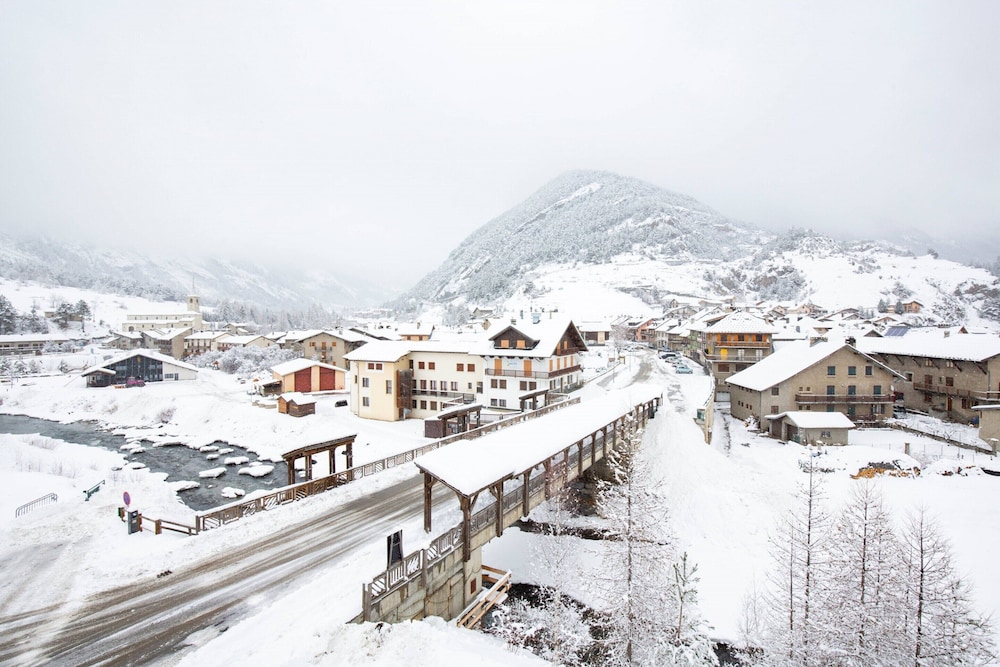 Apartment in Termignon Near Ski Slopes