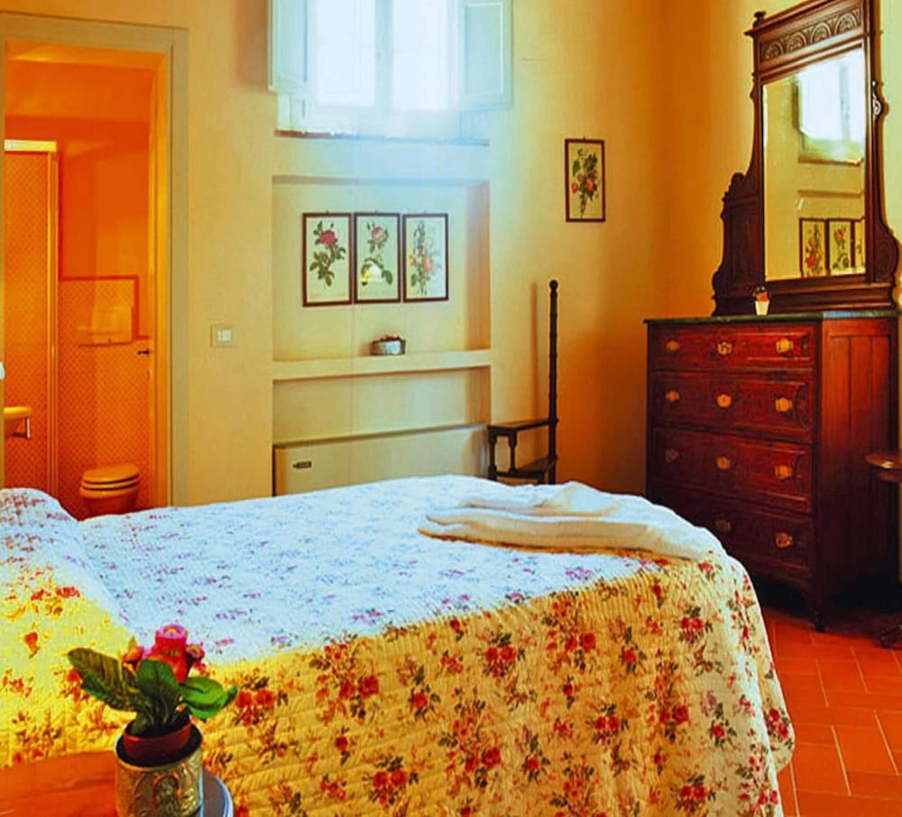 Apartment in Tuscany With Pool & Golf photo 3