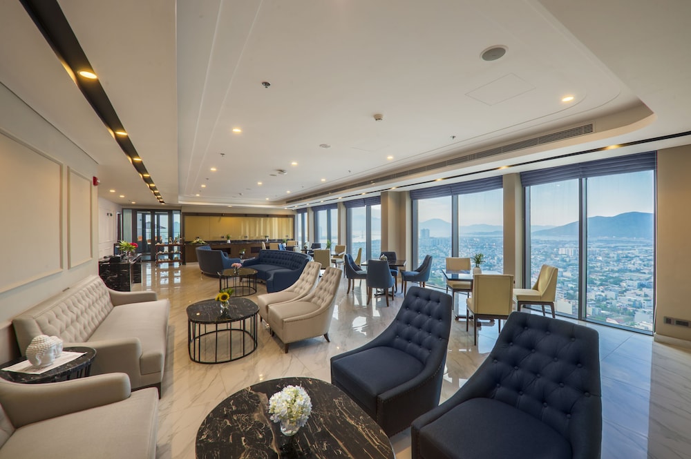 Altara Suites Da Nang