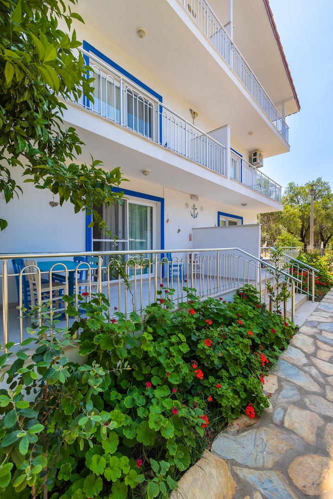 Defne Butik Otel - Image 30