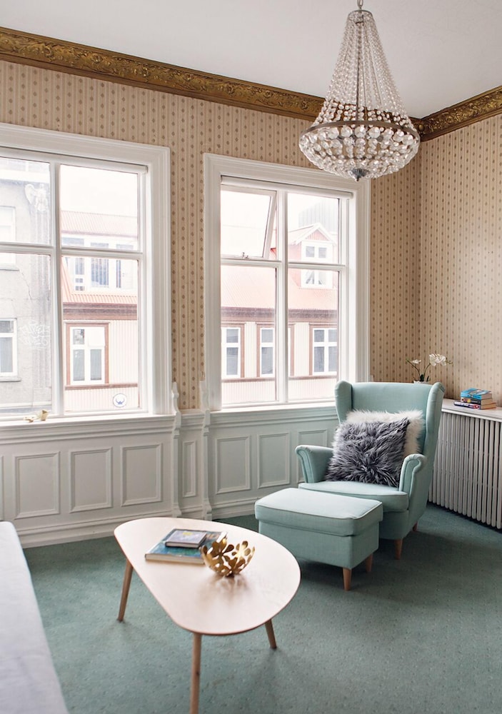 Centerspot Apartments