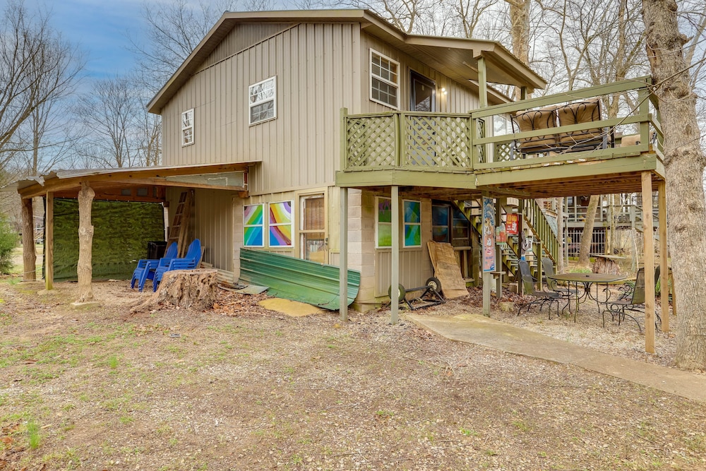 Cozy Riverfront Cabin ~ 2 Mi to Main Street Hardy view 3