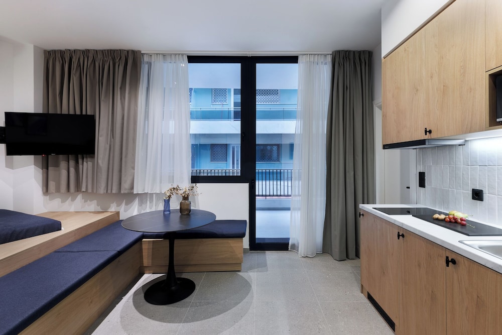 MoRe by Zoia Living