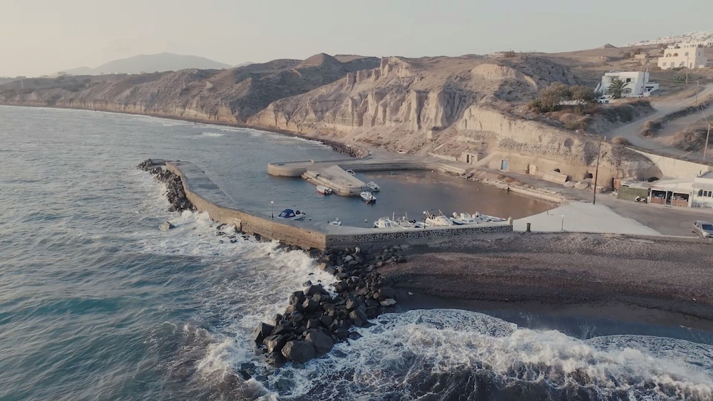 Sonus Mare Santorini photo 2