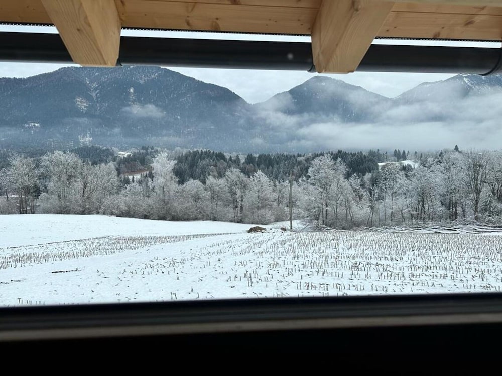 Chalet Near Lake Pressegger and Nassfeld ski Area
