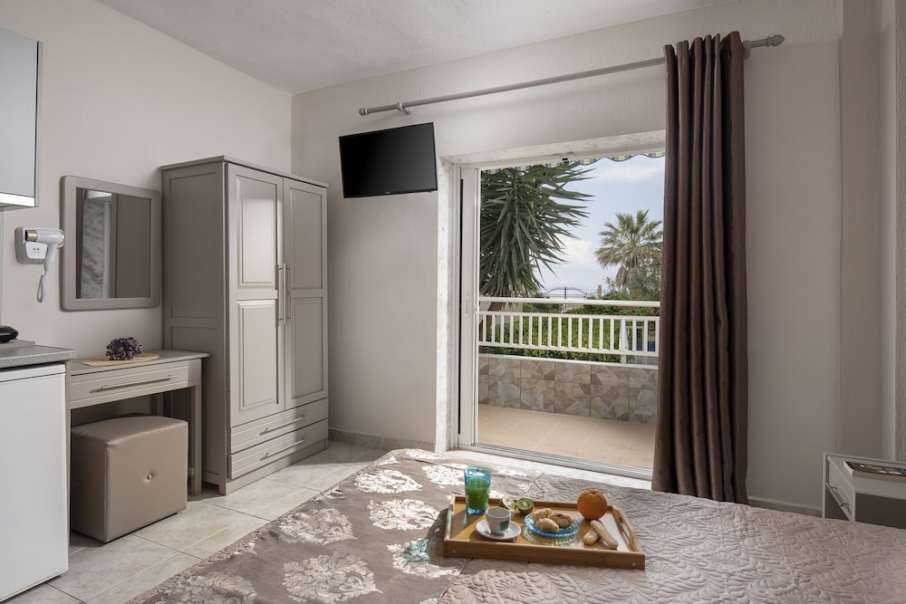 Casa Maria Toroni view 4