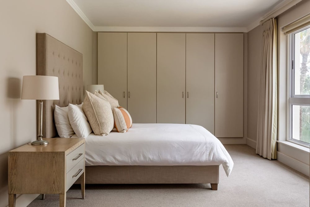 Bantry Place - Luxury Apartment
