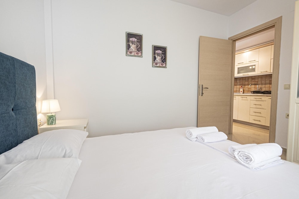 Alfa Apartment by Travel Pro Services photo 4