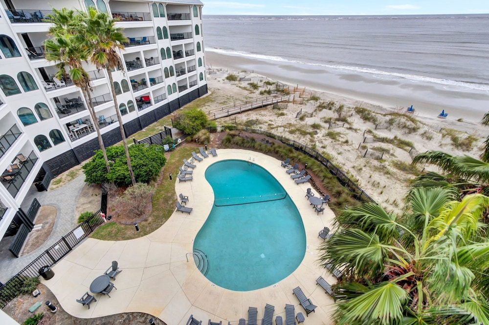 518 Seascape Waterfront Views Community Pool