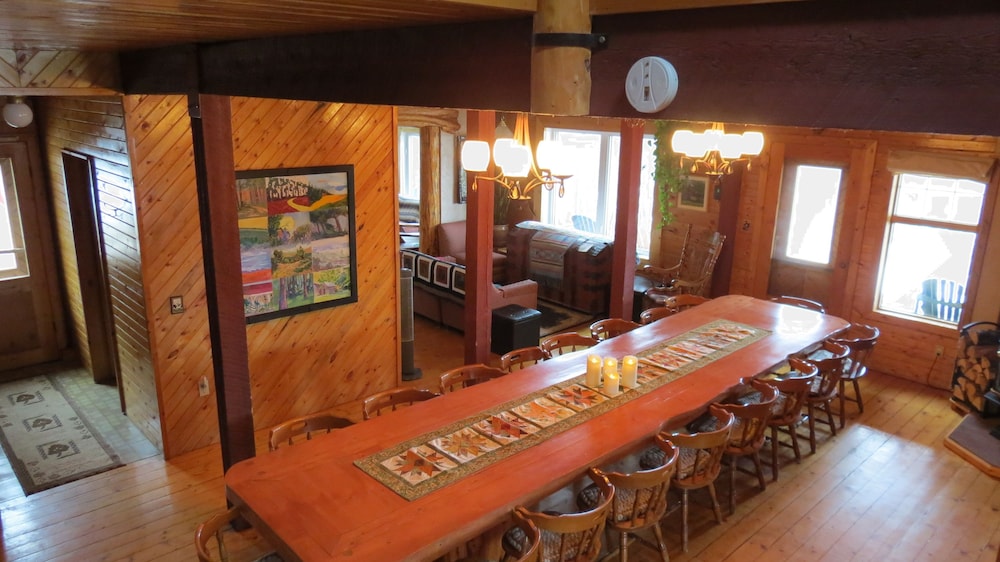 Lazy M Lodge