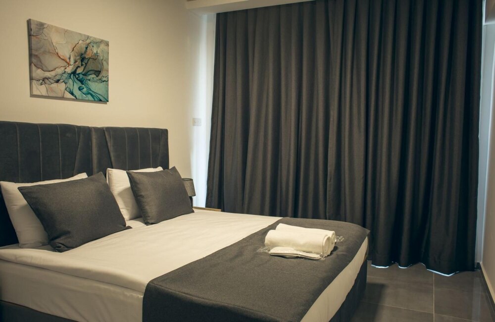 Comfortable Flat Close to the Beach With Shared Pool and Balcony in Iskele Cyprus