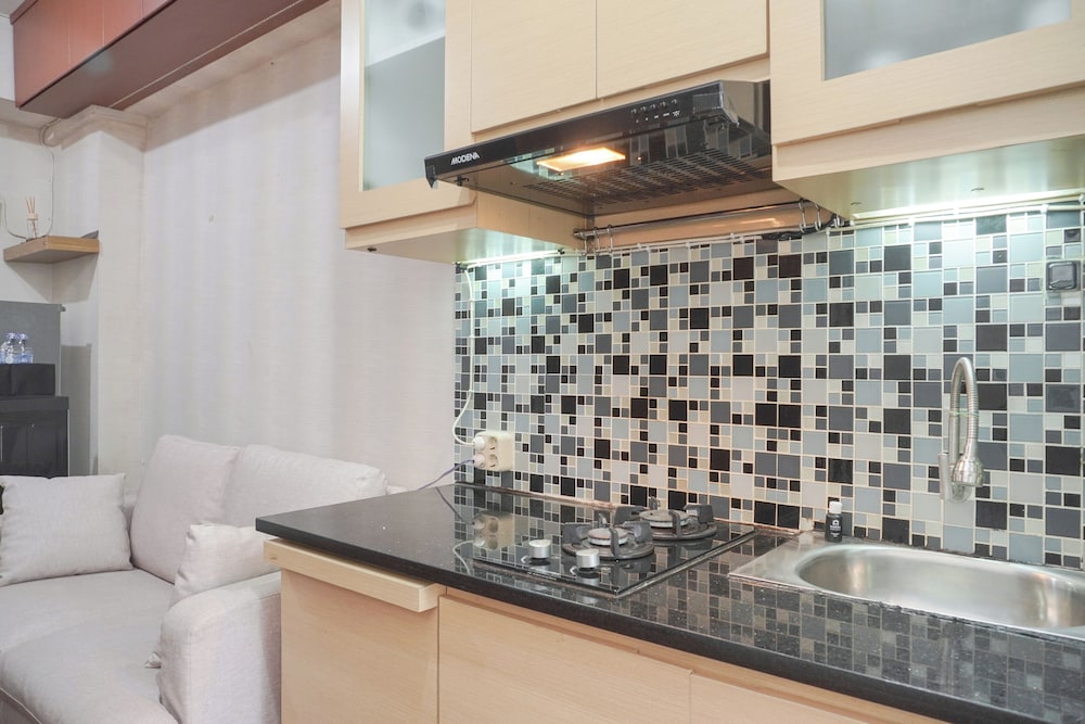2Br Green Pramuka City Apartment Near Shopping Center