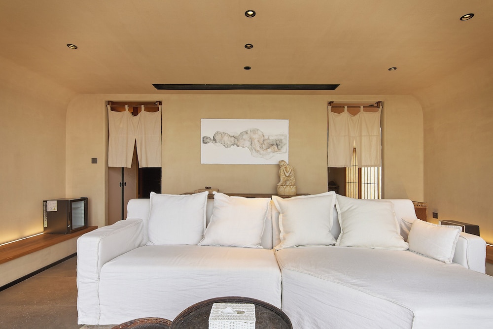 Nordsee Manor by Arcadia Collection