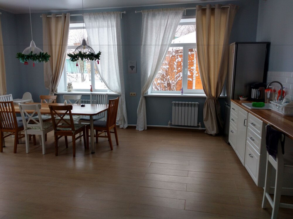 V Ugliche - Hostel