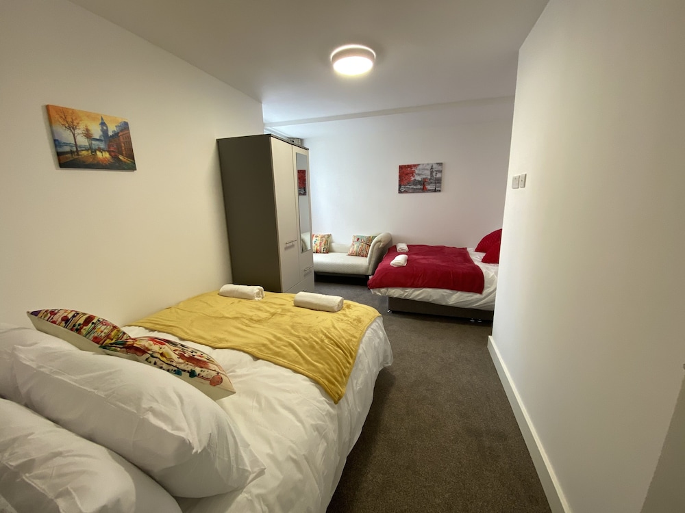 Octagon Apartment 2 view 2