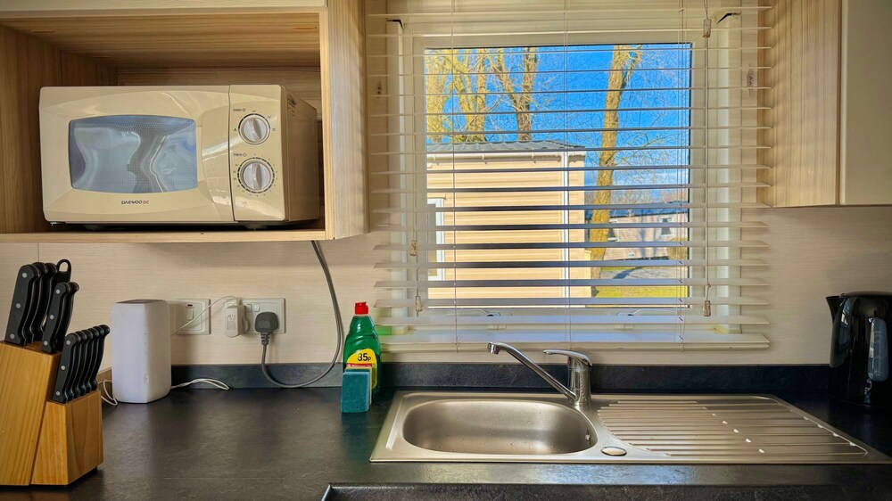 Marton Mere - 3 Bedroom Caravan
