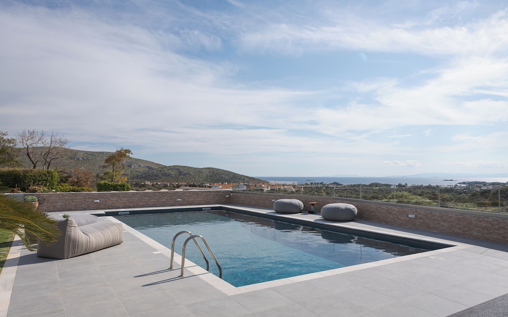 LaGon Luxury Villa