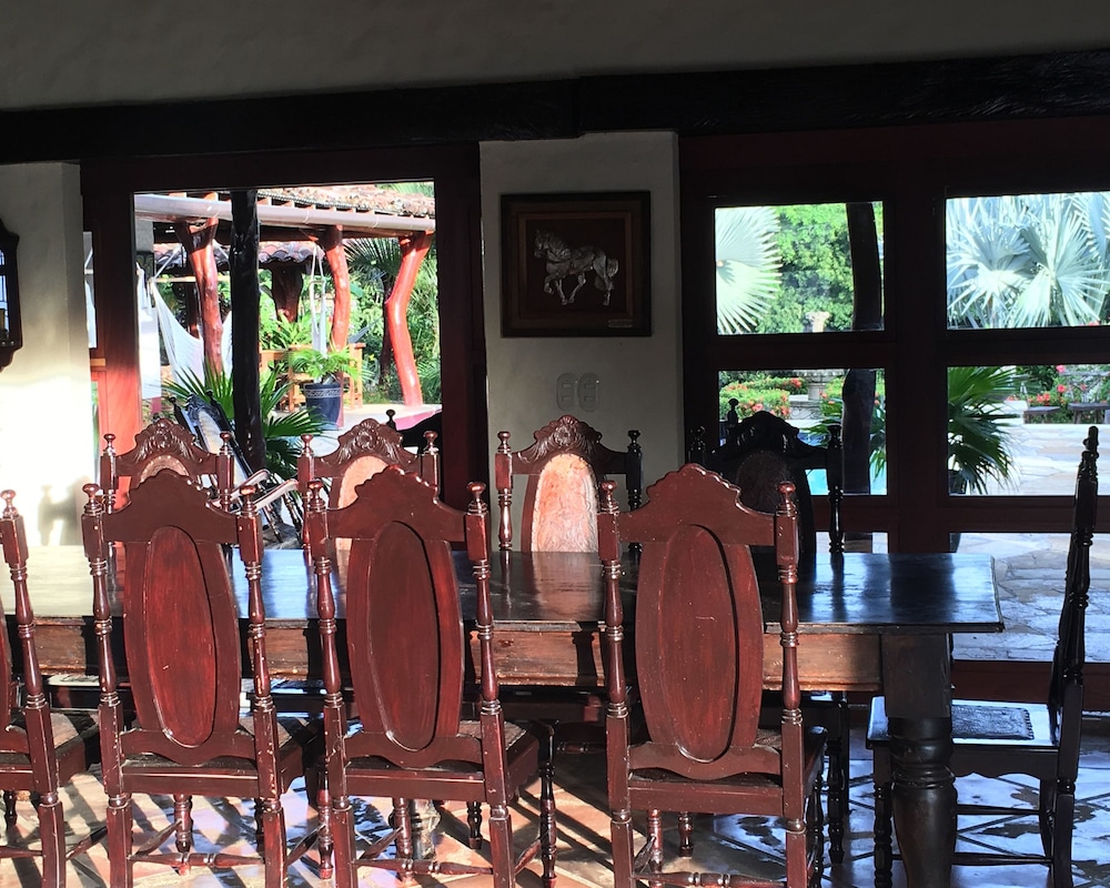 Rancho Chilamate Guest Ranch
