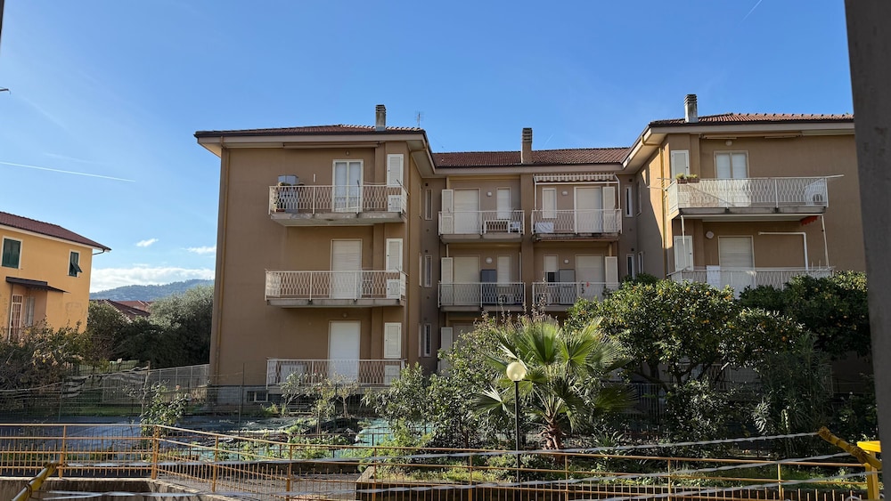 M P Beach House in Diano Marina