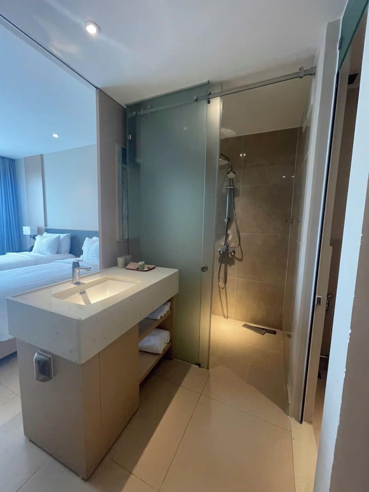AirPort Cam Ranh Resort
