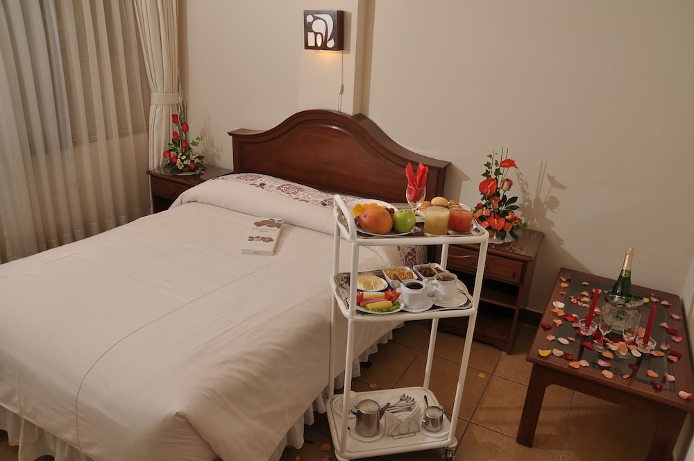 Hotel Apart Hotel Violettas - Image 1