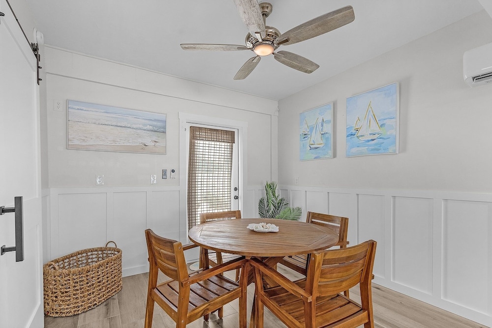 197 Beach Daze: 3br Pool Home, W/ Deeded Beach Access! 3 Bedroom Home