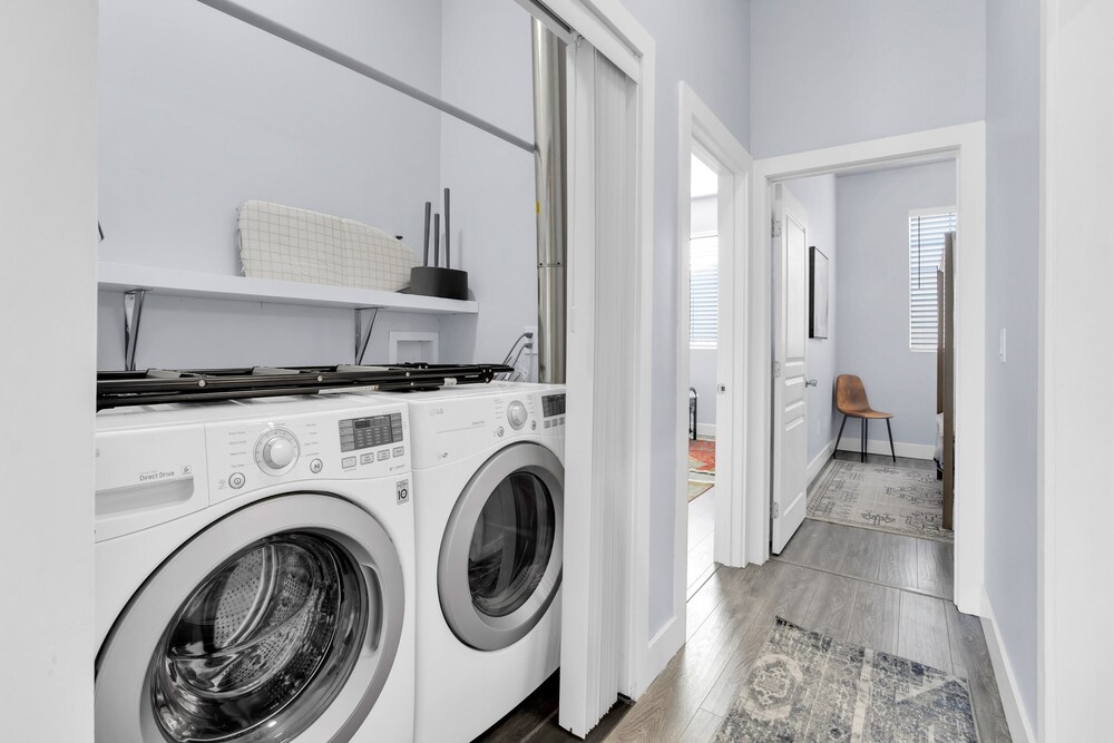 North Hollywood Vacations - Noho by Avantstay North Hollywood Townhome - Property Image 5