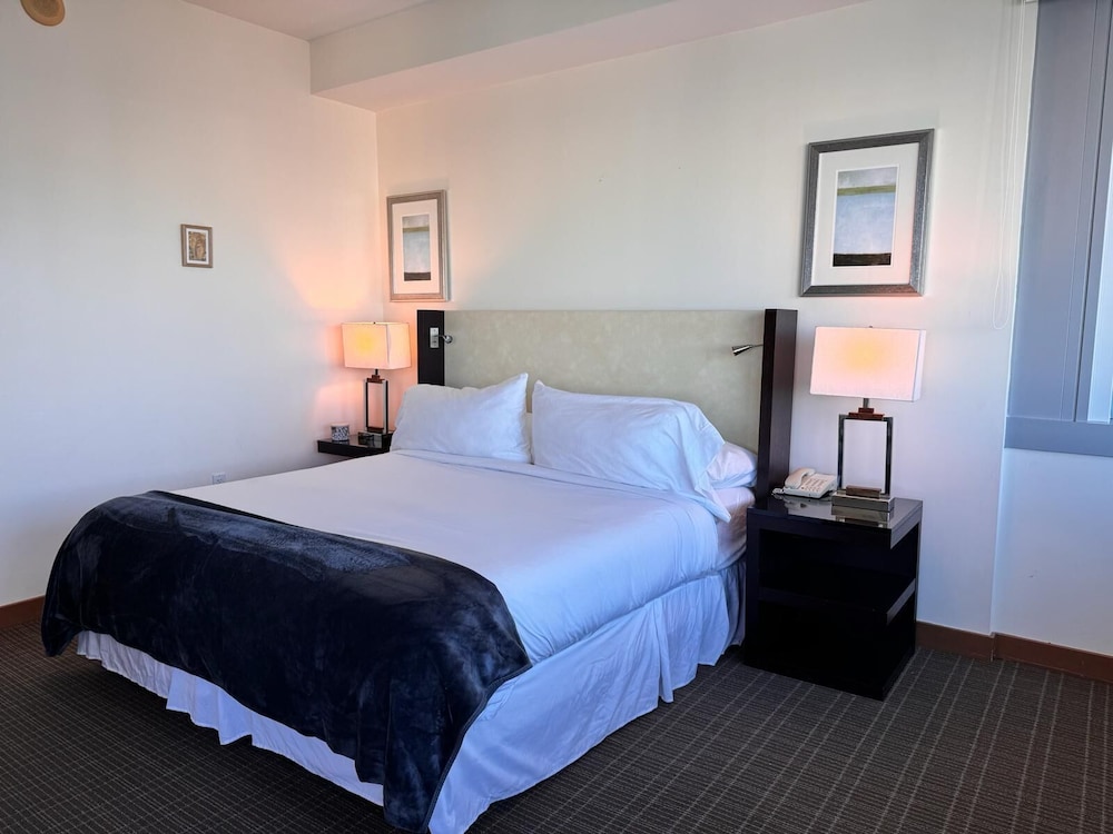 Brickell Floor 31 Sea View-Free Parking by Palermo Home