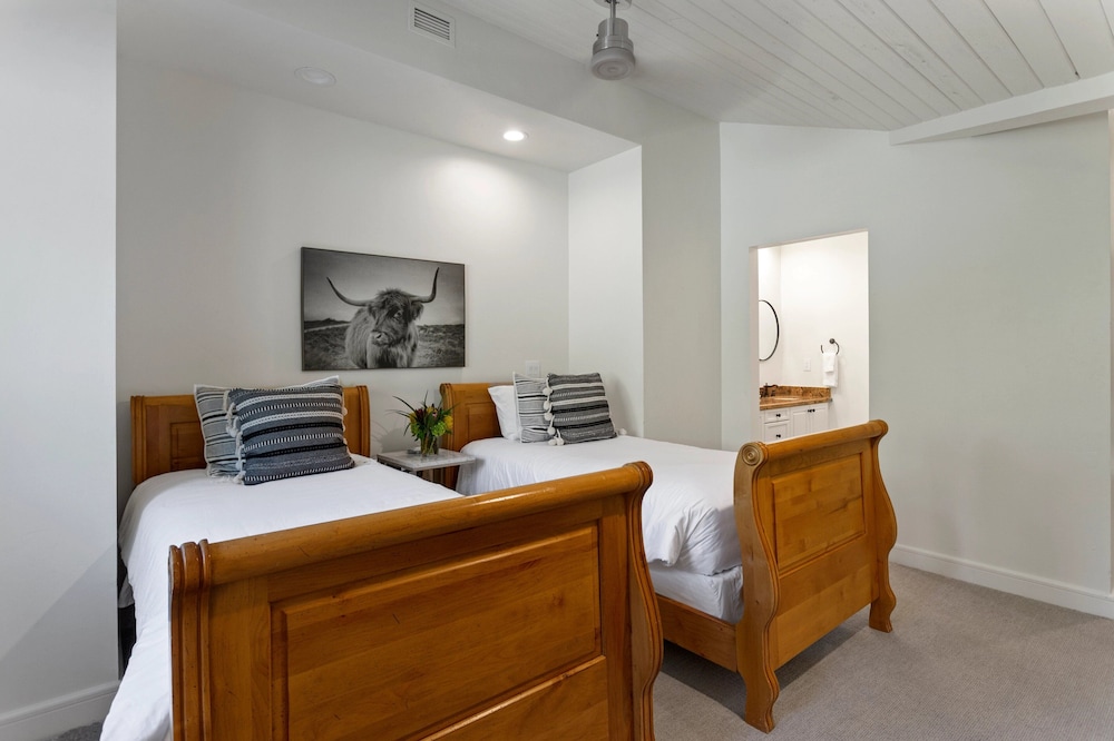Trail's End Lodge at Deer Valley Resort - Three Bedroom Residence with Spa #501 3 Condo