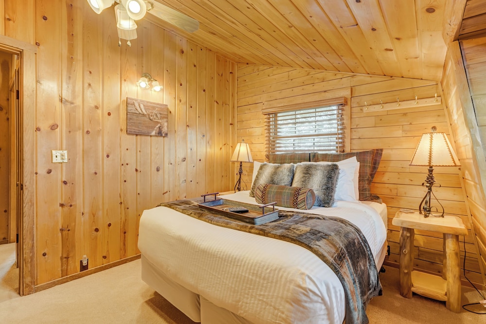 Log Lodge