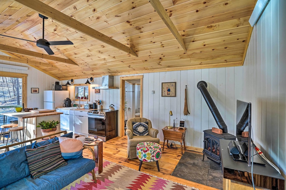 Brattleboro Vacations - Cozy Falls Brook Cabin: Hike  Swim On-site! - Property Image 32