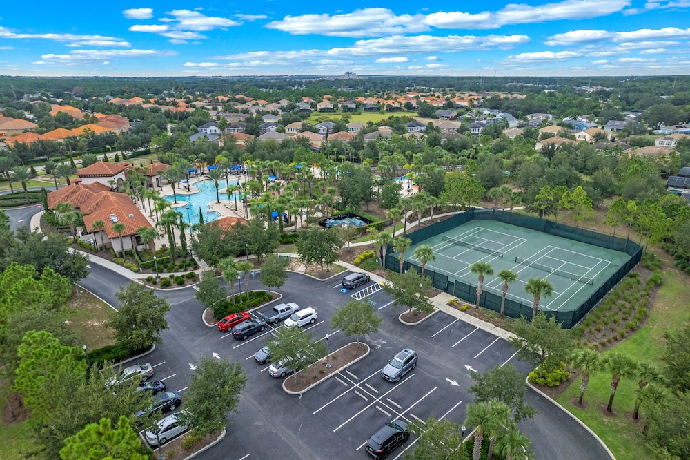Solterra Villa With Screened Pool & Lake View