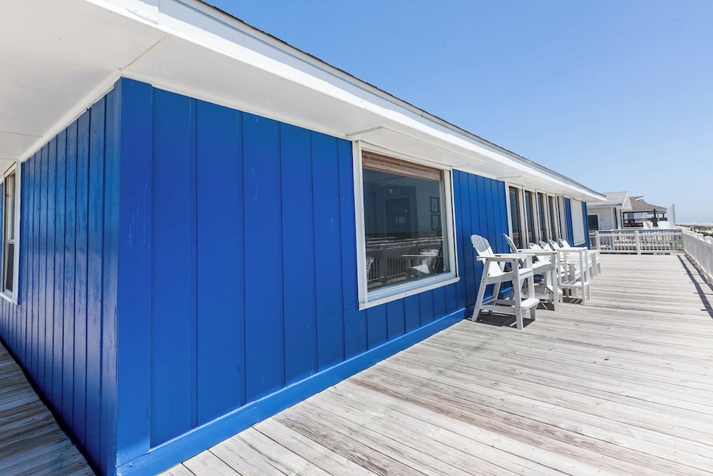 Bermuda Blue by Ryson Vacation Rentals