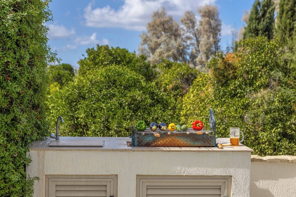 Villa Prosperity