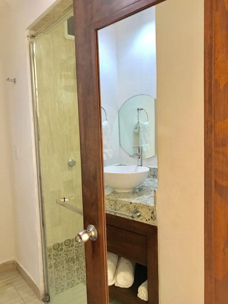OvaCancun Apartments