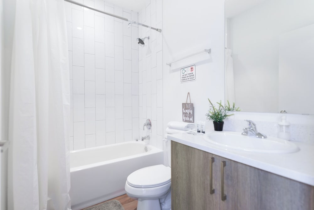 Stylish Townhouses by Design District