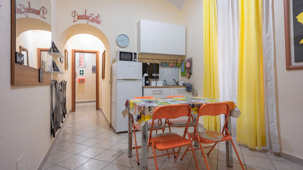 Domenichino guest house