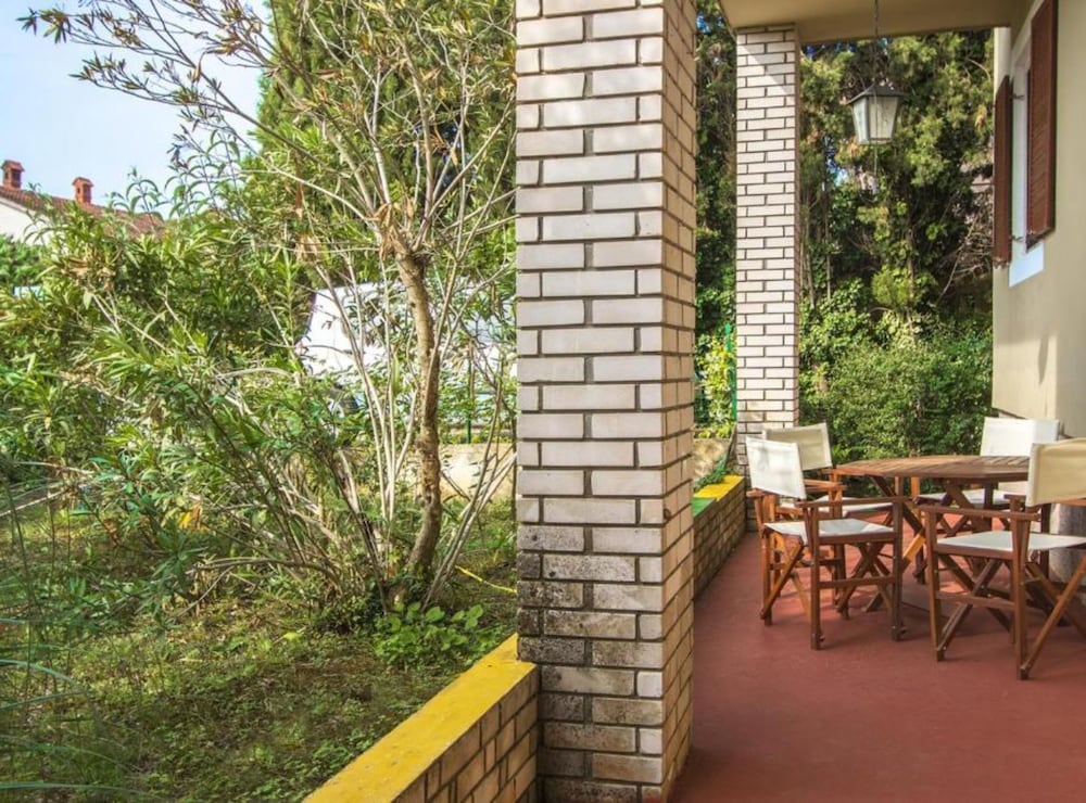 Ellgasi Charming & Cozy Apartment