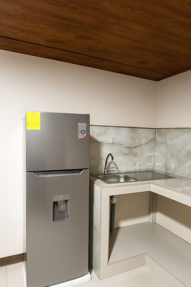 KEYTRI ROOMS