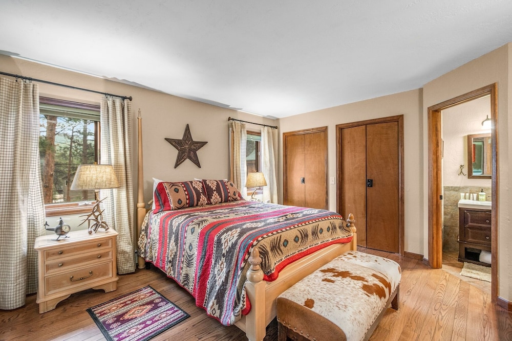 Heavenly Pines -- Ev #3361 5 Bedroom Home by RedAwning view 5