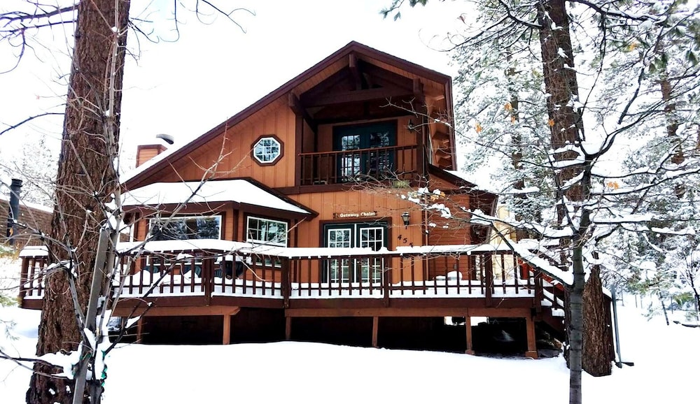 Getaway Chalet