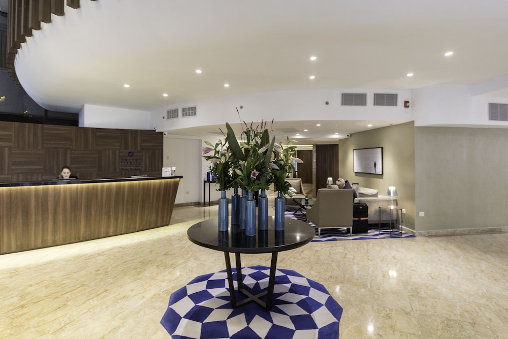 Luxurious 90sqm 2BR Beach Front view 2