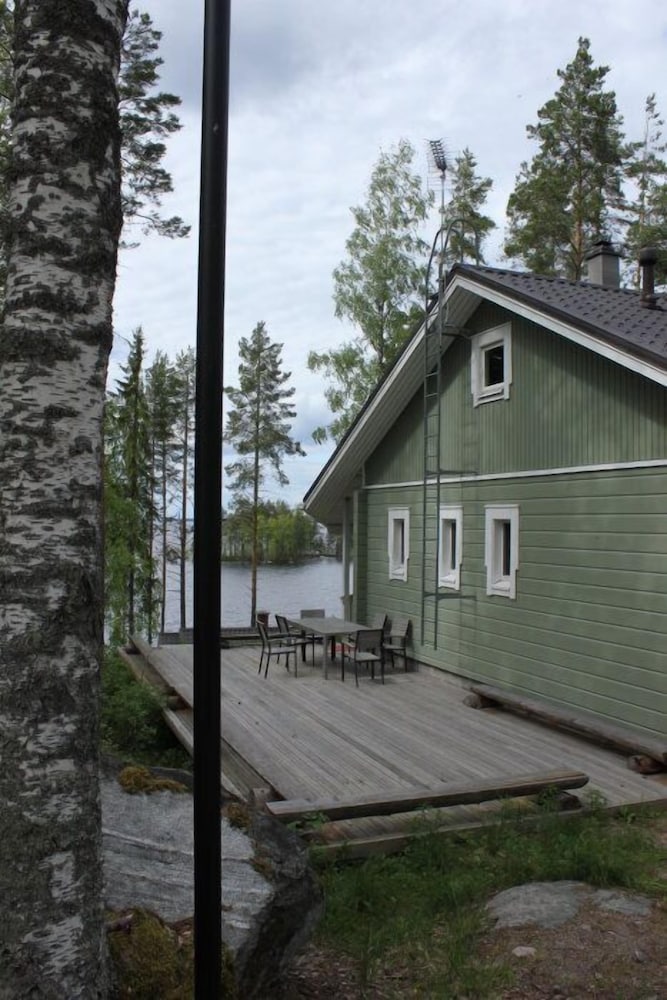 Jänisvaara Lake Cottages