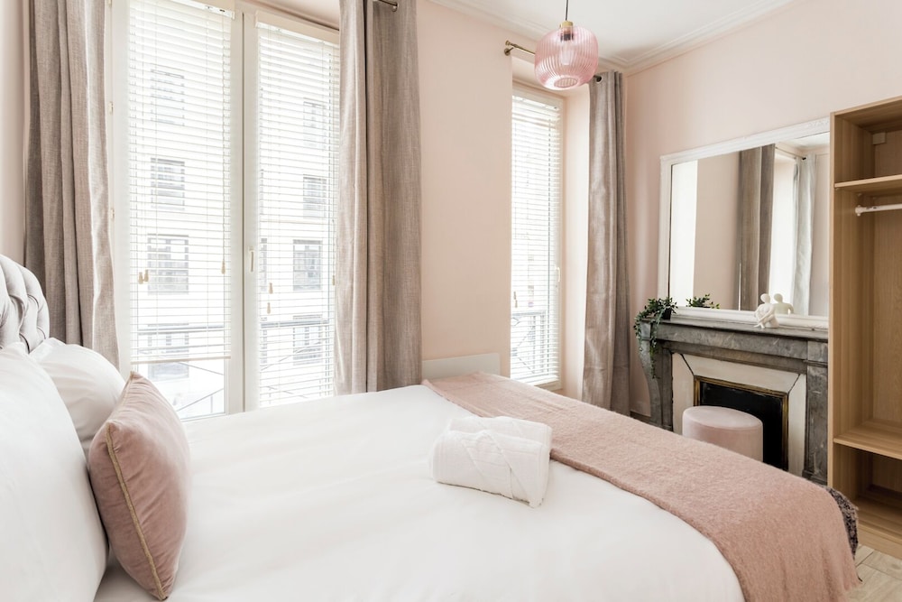 Reva Suites
