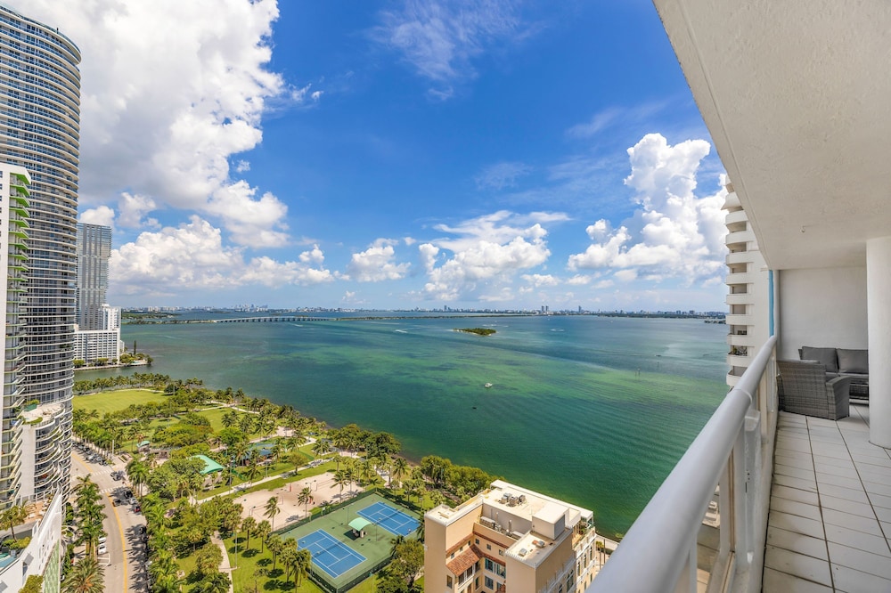 Unforgettable Waterside Next to Art Basel Context