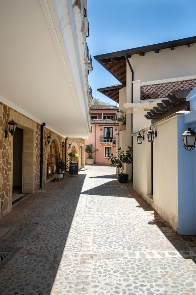 Las Catalinas - 2 BR Condo Just Steps to the Beach - Casa el Chante