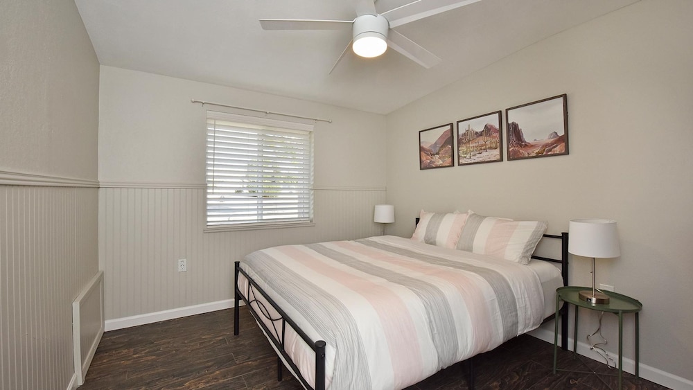 Fairfield in Mesa With 4 Bedrooms and 3 Bathrooms