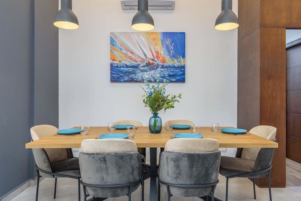 Vista 2-Bedroom Apartment in Batroun