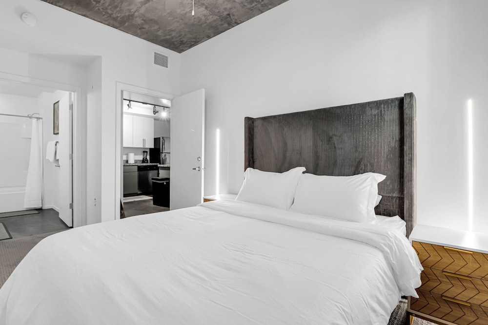 Phoenix Urban Luxury Escape