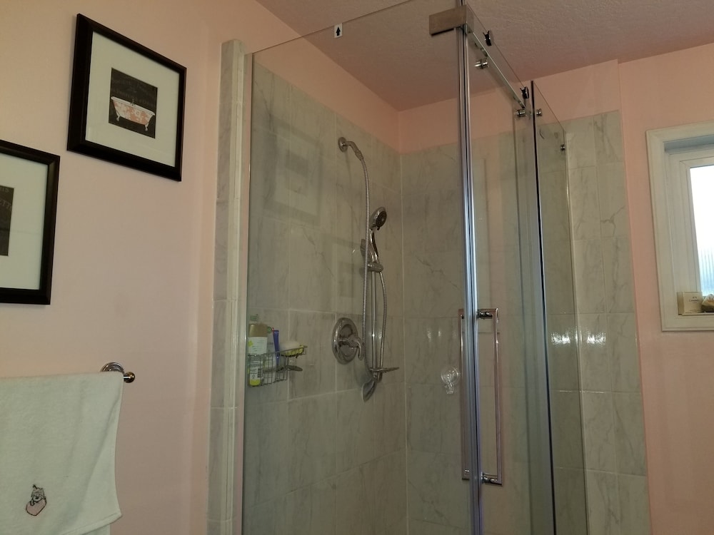 HOV B&B House -Hospitality Ocean view Victoria-